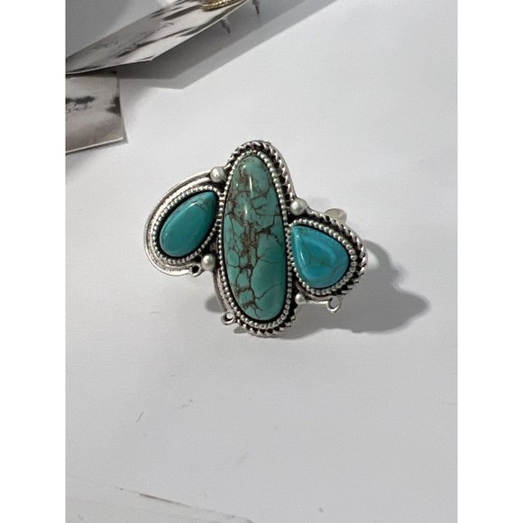 Faux Turquoise Ring Womens Silver Tone Southwest Boho Blue Adjustable NEW - Picture 2 of 5